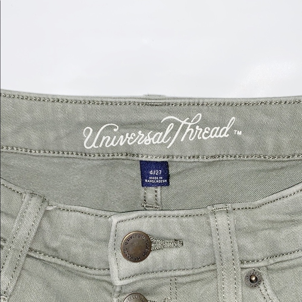 Universal Thread High Rise Button Fly shorts - Picture 3 of 7